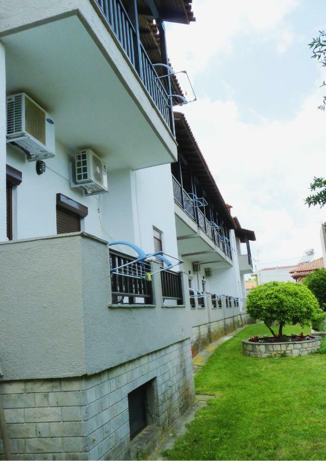 Yannis Apartments 阿菲托斯 外观 照片