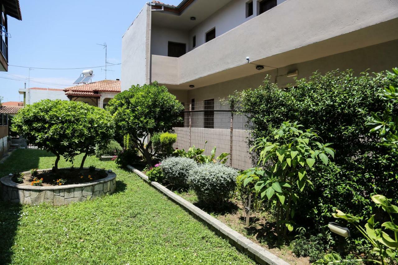 Yannis Apartments 阿菲托斯 外观 照片